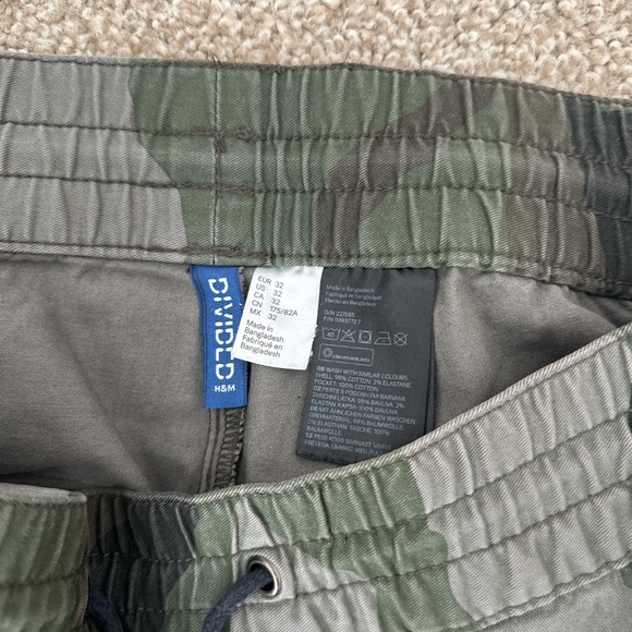 H&M Green Camouflage Jogger Pants - Picture 3 of 4